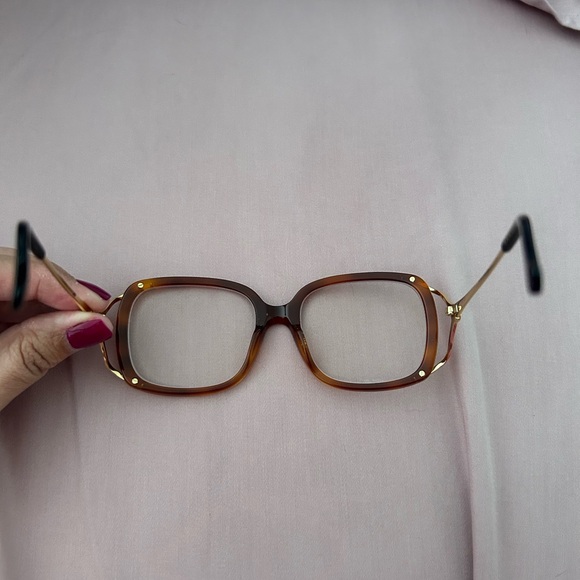 Gucci GG 0648O Luxury Eyeglasses - Picture 4 of 7